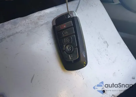 2019 Ford Fusion Titanium z USA, uszkodzony, nr VIN 3FA6P0D93KR123881